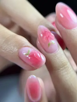 El único timbre que quiero escuchar! #diseñodeuñas #manicure #rubber #miraflores #salondeuñas 