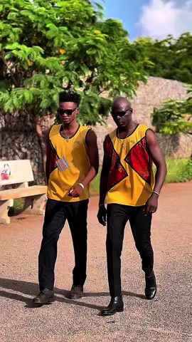#CapCut Apparemment les gens ne m’aime pas 😔💔🤧 #tiktokburkinafaso🇧🇫🇧🇫🇧🇫🇧🇫 #burkinafaso🇧🇫 #bf 