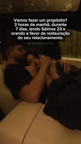 ⏰ Cronograma – 7 Dias de Oração às 3h da manhã Todos os dias, no mesmo horário (3h da manhã): 	1.	Leia em voz alta o Salmo 23: O Senhor é o meu pastor; nada me faltará. Deitar-me faz em verdes pastos, guia-me mansamente a águas tranquilas. Refrigera a minha alma; guia-me pelas veredas da justiça, por amor do seu nome. Ainda que eu andasse pelo vale da sombra da morte, não temeria mal algum, porque tu estás comigo; a tua vara e o teu cajado me consolam. Preparas uma mesa perante mim na presença dos meus inimigos; unges a minha cabeça com óleo, o meu cálice transborda. Certamente que a bondade e a misericórdia me seguirão todos os dias da minha vida; e habitarei na casa do Senhor por longos dias. 	2.	Depois da leitura: 	•	Ore com suas próprias palavras, apresentando o nome do seu parceiro(a) e pedindo para que Deus traga de volta o amor, a união, a paz e a HARMONIA para a vida de vocês. 	•	Coloque diante de Deus sua dor, mas também declare vitória, como se já estivesse restaurado. 	3.	Duração: 	•	Faça isso por 7 dias seguidos, sem falhar. 	•	Se sentir no coração, repita por mais tempo ou recomece o ciclo. 🙏 Mas quero ser sincero com você… Esses 7 dias são só o primeiro passo. Foi exatamente assim que eu comecei, mas quando decidi mergulhar mais fundo em uma jornada de 30 dias, tudo mudou de verdade. Essa jornada é intensa e completa: 	•	📖 Oração específica para cada situação do relacionamento (afastamento, falta de perdão, frieza, presença de outra pessoa). 	•	✅ Ações práticas que aceleram o resultado e te ajudam a não cair nos mesmos erros. 	•	✨ Reflexões bíblicas que dão entendimento espiritual e fortalecem a sua FÉ. Foi esse processo que me fez ver resultados concretos: paz no coração nos primeiros dias, sinais claros de mudança no meio do caminho e, ao final, a RESTAURAÇÃO que eu tanto esperei. Se você quer dar esse próximo passo, CLIQUE NO PINK DA BIO para ter acesso.