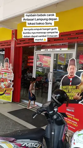 aku coba menu bebek bakar+nasi 37rb ayam kampung bakar 31,rb dan kulit ayam crispy 1 porsi 8rb menurut saya textur bebeknya empuk lembut tidak bau,tapi semua punya selera ya gays dan tidak sama, dan di menu bebek bakar aku juga dapat sambal 3 macam, sambel bawang, sambel mangga,dan sambel kecap, #bebekcarok #fyppppppppppppppppppppppp  #kuliner  #viral  #kulinerindonesia 