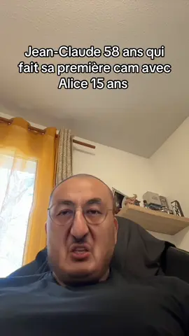 Jean-Claude 58 ans qui fait sa première cam avec Alice 15 ans après de longues semaines, à parler par message  #sketch #prevention #tiktokhumour #trend  