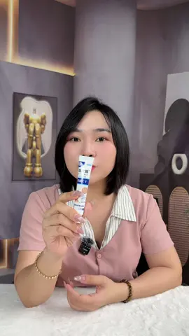Hỗ trợ loại bỏ mụn thịt, mụn cóc, mụn ruồi, mụn cơm, thịt thừa, vết sần…. Bôi ngày 02 đến ba lần