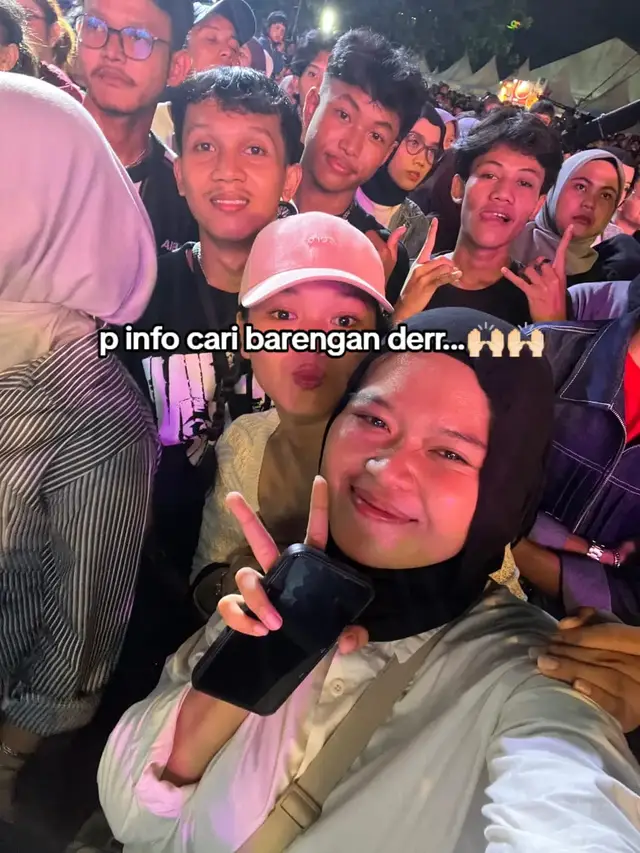 ayo ramein hut TNI yang ke 80 dimonas ajakin keluarga kalian dan ajakin jugaa temen' kali derr☺☺#ambiyar💃💃 #huttni80#masukberandafyp #jogetbareng#@officialndxaka#fyppppppppppppppppppppppp 
