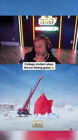 College student plays the ice fishing game 😭 #kickstreaming 