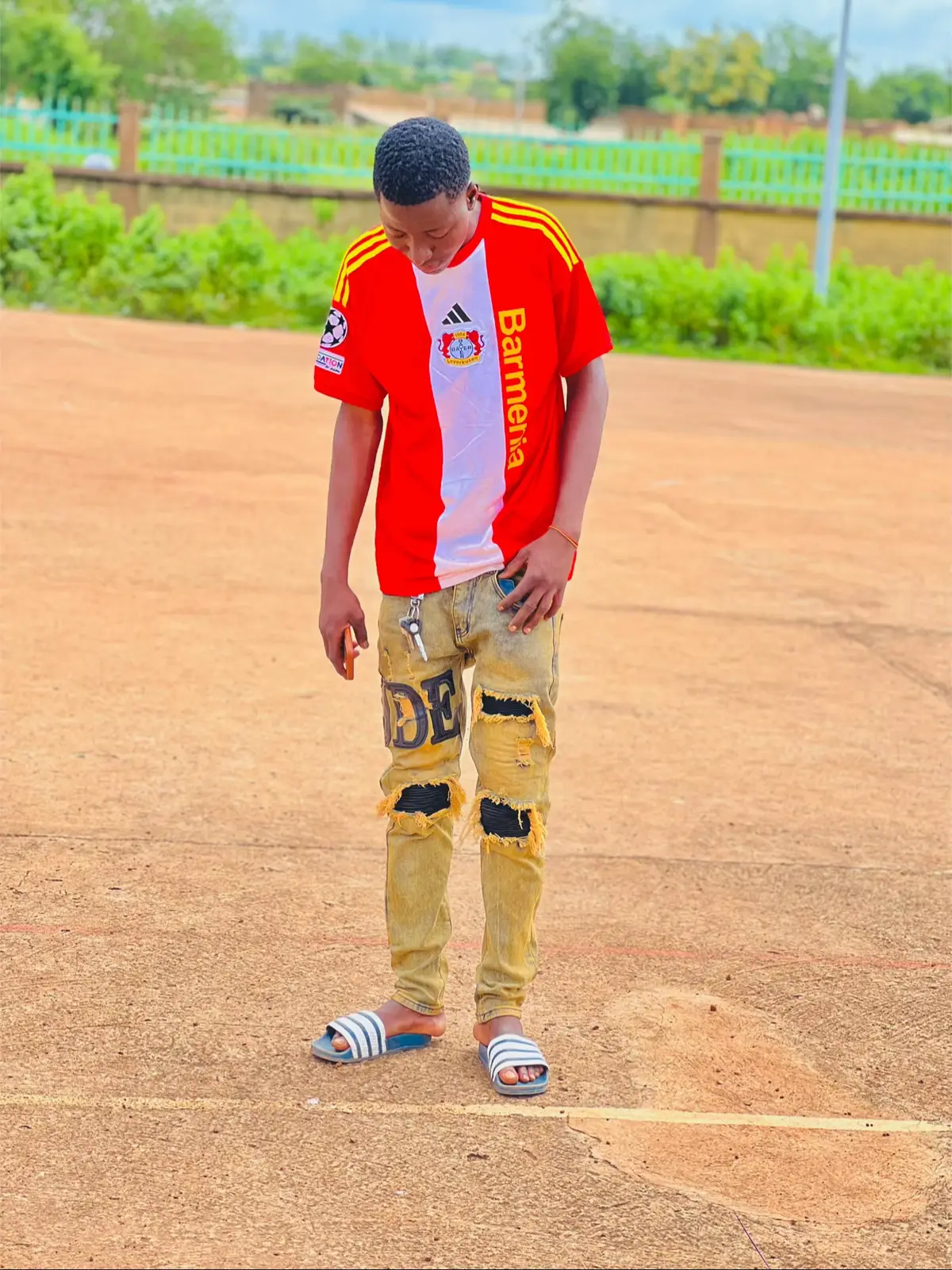 @RODDY RICCH @Abdoul Aziz🇧🇫🇲🇱🇺🇸 @Alasco Sawadogo ✌️🤏❤️ 