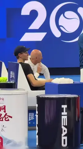 #janniksinner #elenarybakina #viral #tennis #foryoupage #tennisplayer 