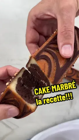 LE CAKE MARBRÉ COMME VOUS NE L’AVEZ JAMAIS VU!!!  ⬇️la recette⬇️ Recette pour 2 cakes PÂTE À CIGARETTE CHOCOLAT : 30g de blancs d’œufs 30g de sucre glace 15g de farine 10g de cacao en poudre 30g de beurre   MASSE À CAKE : 110g d’œuf 40g de jaunes d’œufs  150g de sucre 185g de poudre d’amande 40g de farine 90g de beurre 50g de blancs d’œuf 50g de sucre ——————— 30g de cacao en poudre   GLAÇAGE ROCHER : 600g de chocolat noir 400g de chocolat au lait 200g d’huile de pépin de raisin ——————— QS de grué de cacao QS de graines sarrasin Posez moi vos questions!!! J’y répondrai avec grand plaisir!! 😉😁😁 #cakes #cake #guillaumemabilleau #mof #gateau    