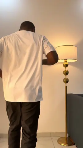 Quand j’apprends que l’homme de main de Steve Nbienou,Bansena Paulin,l’assassin de Merveille Mbella est à Kondengui et que depuis le matin je cherche les injures des mbraveu je ne vois pas ! Les mbraveu sont encore à l’école ? SVP les enfants sortent de l’école primaire au Cameroun à quelle heure ?                                  