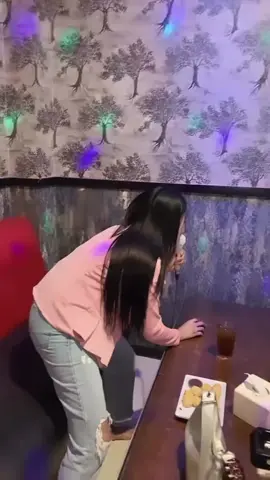 asyekk jan pwenakk bolo🤭 #karaoke #lckaraoke #roomkaraoke #fypviralシ゚ #jombang24jam 