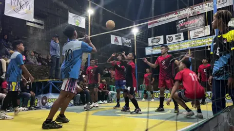 DEWA ORION PRAJEKSARI VS PERWIRA SURODADI#volyball #putrawd #magelang24jam #fyp #bolaplastik 