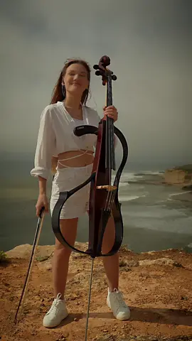 I just want to make someone's day better 🙃 #cello #cellist #fyp #viral #musica 