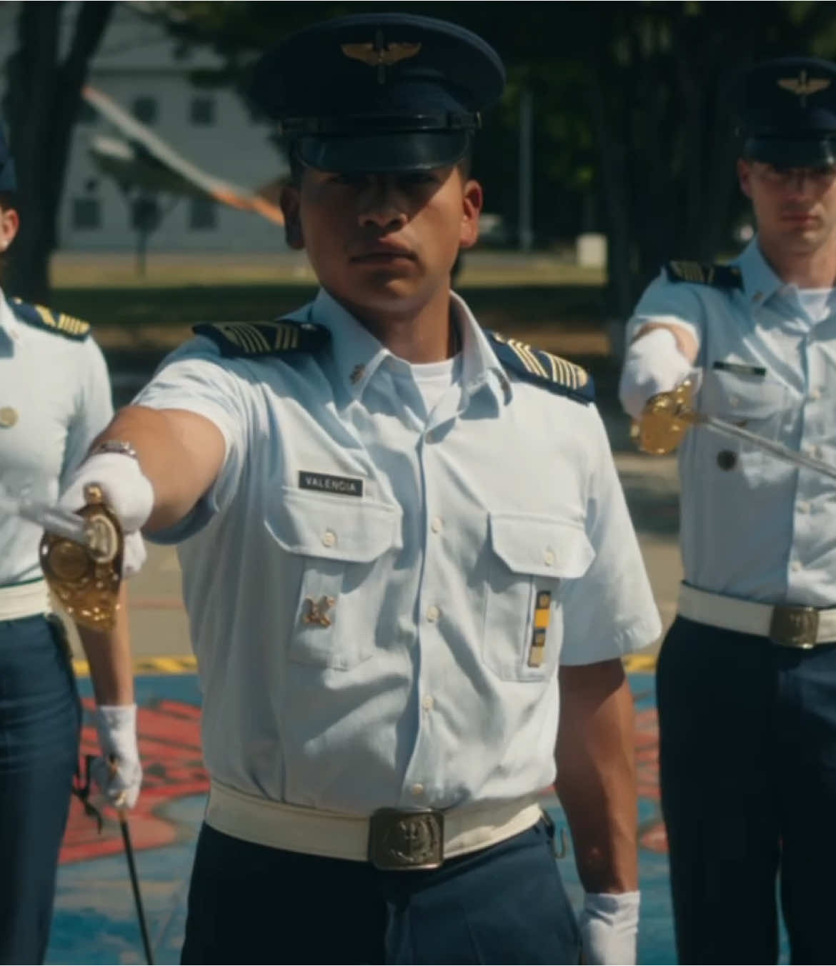 La Escuela Militar de Aviación Marco Fidel Suárez celebra con orgullo 92 años de historia, formación y servicio. Siendo el hogar donde nacen los sueños de quienes, con disciplina, honor y pasión, se preparan para defender y engrandecer a la patria desde el aire y el espacio. ➡️ www.fac.mil.co #EMAVI #SiempreFirmes #AdAstra🚀 #HonorEsServir #colombia #AsíSeVaALasEstrellas #2025 #viral #fyyyyyyyyyyyyyyyy #fypシ #followme #foryou #viralvideo #militarylife  #videomilitar #Parati