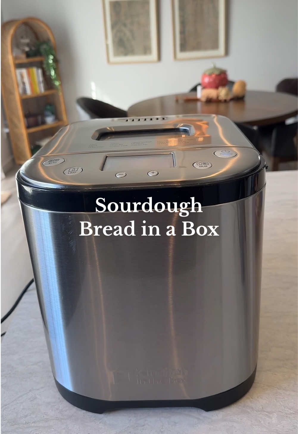 Replying to @Karen Hidalgo Suncio No gimmicks, just freshly baked bread every day! #sourdough #sourdoughbread 
