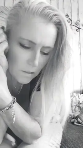 Wünsche euch einen wunderschönen Abend mit vielen positiven Momenten ❤️ #liebegehtraus♥️ #lastliebeda♥️machtdasplusweg🔥 #vir #einfachich #viral_video @Pedro Duarte Ich liebe dich unendlich ❤️