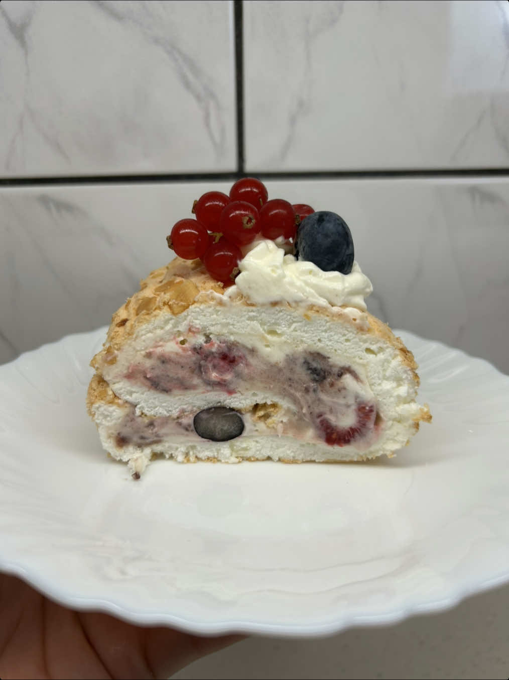 #pavlova #rulada #cake #EasyRecipe #dessert 