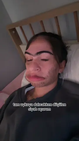 lanet #beniöneçıkart #kesfet #fypage #shitpost #fypシ 