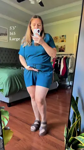 Giiiiirl just do it. #twopieceset #mombody #midsizestyle #plussizetiktok #basicoutfit  