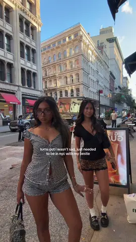 yup! #bestfriend #nyc #newyorkcity  #outfit 