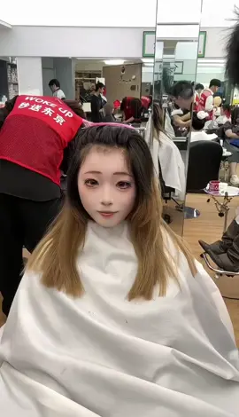 Quá đãa #WOKEUP##tiemtocwibu#hairstyle##douyin##xuongtocwibu