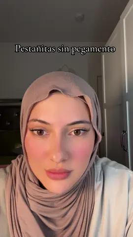 #nogluelashes #latina #muslim #makeup 