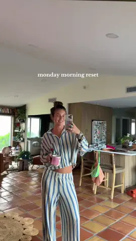 Fresh start to the week #reset #cleanwithme #mondayreset 🌷🌷