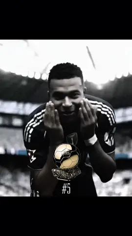 Who’s getting the Ballon D’Or ? 👀☠️🤩 #football #fyp #targetaudience #ballondor #goldenball #psg #fcbarcelona #goldenboy #yamal #doue #dembele #raphinha #francefootball #Soccer 