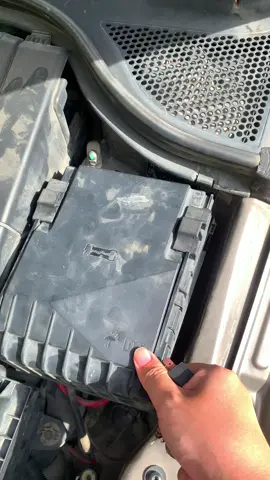 ☝️This trick saved me $500. Repair shops DON'T want you to know this. #CarWontStart #WindowsNotWorking #RelayTester 