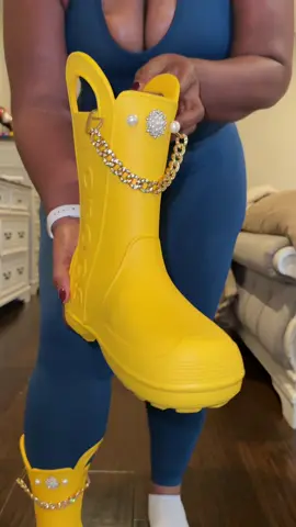 @Crocs Crocs really understood the assignment this year 👟🔥 Comfortable, customizable, and giving STYLE. Don’t sleep on these. #crocs #crocsshoes #crocsrainboots #crocsboots #rainboots 