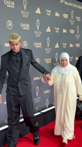 #lamineyamal #yamal #barcelonafc #ballondor #sportstiktok 