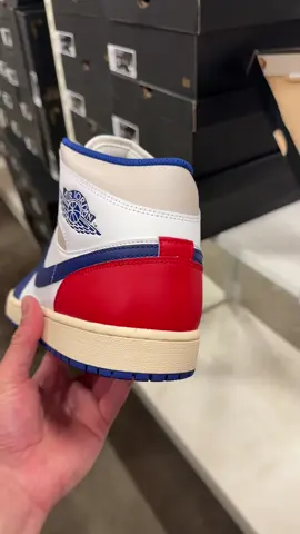 Great deal #fyp #tiktokshoprestock #viral #taylorswift #kicksonfire🔥 