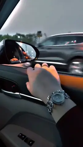 انا ربي جعل فيني شموخ وعزة وهيبه ❤️