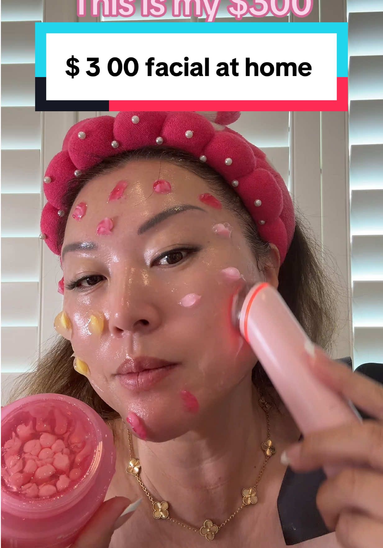 Facial is easy at home! #TikTokShopKbeautyCollective #TikTokShopKbeautyCollectiveSale  #TikTokShopNewArrivals  #spotlightfinds  #tiktokshopcreatorpicks @medicube US Store 