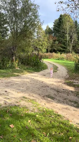 I actually had to chase her up the hill cause she wasn’t turning around. The guts and the will of that child to make it up the hill abd go see her grandparents is impressive #funny #kids #kidsoftiktok #funnyvideos #fyp 