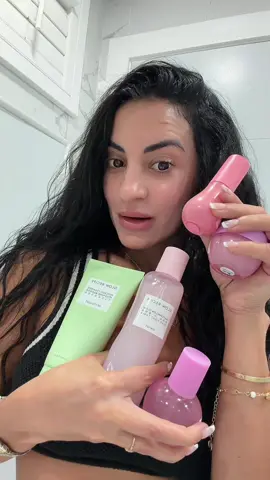 Uno de mis productos favoritos para mi rutina de skin care en el día!!  @Glow Recipe  #glowrecipe #glowrecipewatermelonglow #skincareroutine #koreanskincareproducts 