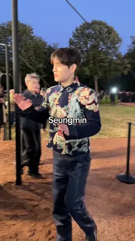 #Seungmin du groupe #straykids a assisté au défilé @Burberry printemps-été 2026 à Londres. #voguefrance #lfw