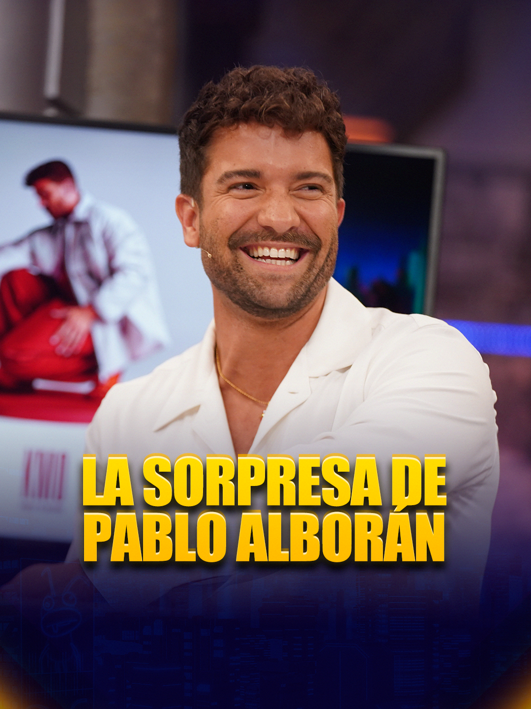 🚨 [SORPRESA] @pabloalboran aparece por sorpresa para contarnos que mañana a las 20hrs celebrará un showcase abierto al público en la Puerta del Sol #EstherCañadasEH