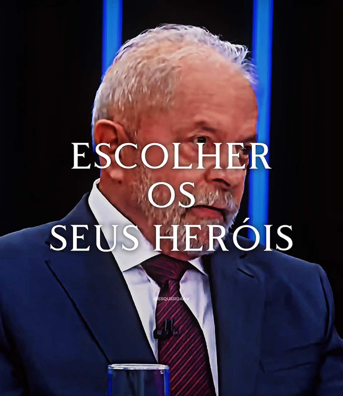 Lula, o Operário do Brasil. Acadêmicos da Niterói 🇧🇷 #lulapresidente #lula2026 #esquerda #socialismo #comunismo 