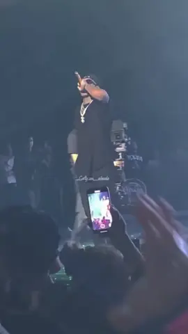 La finta que traigo el poli dice que es de cholo.. Si me caigo - Lefty Sm. #Rap_Mamalón #musica #leftysm 