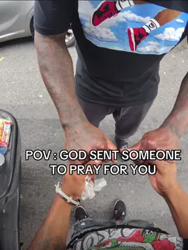 Even in the Midst Of The Storm We Pray, God Speaks Thru People Everyday I Appreciate This Brother For Praying With/For Me & For His Word #GodisGood #fyp #dmv #prayerworks #dc 