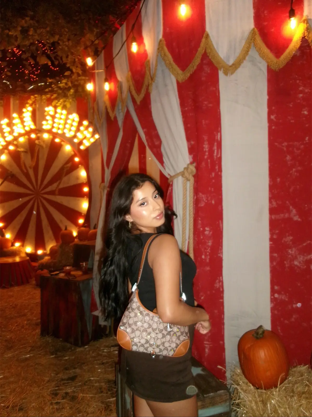Fall vibes are immaculate at @Jack’s Pumpkin Pop-Up #jackspumpkinpopup #chicagopumpkinpatch #thingstodoinchicago #halloweenchicago  #chicagoactivities 