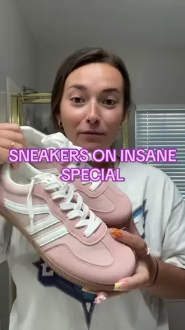 LOOK AT IT YOURSELF!!  #sneakers #sneakersaddict #sneakerscollection #sneakershopping #sneakersforwomen 