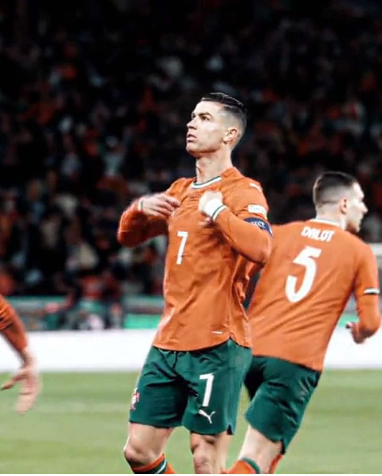 The goat at 40 💀 || SONG: MONTAGEM GENETICA || #fyp #ronaldo #cristianoronaldo 