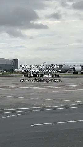 #tiktok #tiktokviral #aviation #aviationlovers #avgeek #aviationlife #groundcrew #avgeeks #aviationlife #groundcrewlife #relatable #relatable #fypage #fypシ゚ #fyp 