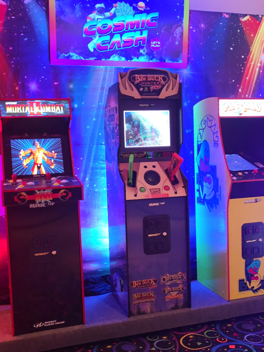 What a nostalgic display! #arcade #nostalgic #display #80s 