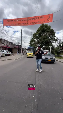 A petición de nuestros seguidores… el trancon de la 50 con tercera 🚗🚦#transito #via #trancon #semaforo #bogota 