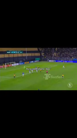 La primera +1000 de Aura 🔥🔥 . . . . . . . . . . . . . . . . . . . . . #peñarol #ponemeenparatitiktok #aura #futbol⚽️ #auracelebration 