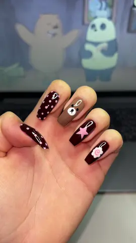 Tutorial de unhas fofas 🤎🎀🍥🐻 To apaixonada nessa nail art de urso! Gostaram ? Usei um hidratante de cutículas pra finalizar, tem um cheiro agradável e ajuda muito nos cuidados!  ID 1KMAA4-1DWN do @Mercado Livre  #unhas #unhasdecoradas #nailart #MeusFavsDoMercadoLivre #MercadoLivre