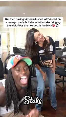 Kai couldn’t get Victoria to stop singing😂#kaicenat #victorious #mafiathon3 #fyp