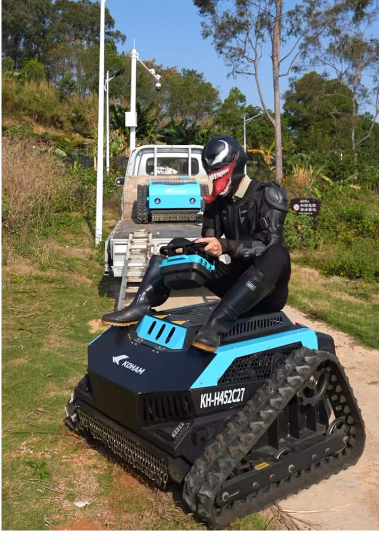 #remotecontrollawnmower#koham#kohammower#rclawnmower#zeroturnwholesale #commercialmowers #lawncareOEM #B2Blawnmower