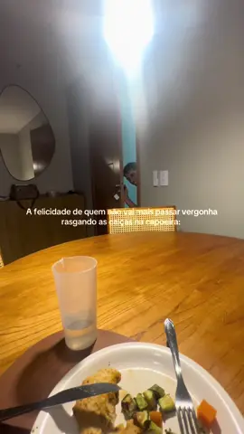 Agora pode fazer os movimentos na capoeira na amplitude máxima 😂 #capoeira #humor 